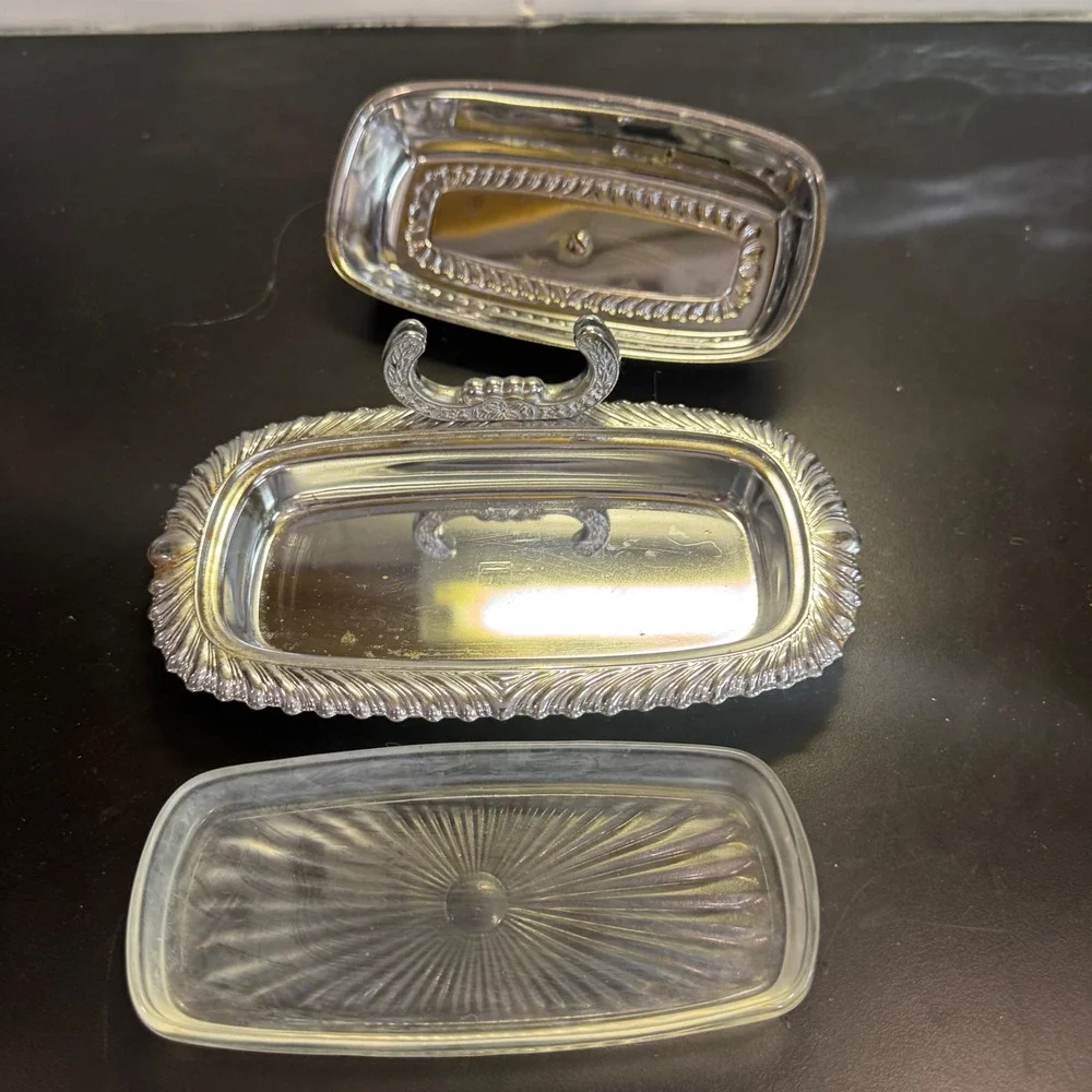 Leonard Silverplate Butter Dish Home Size Silver Ornate Scroll Glass Insert 4470